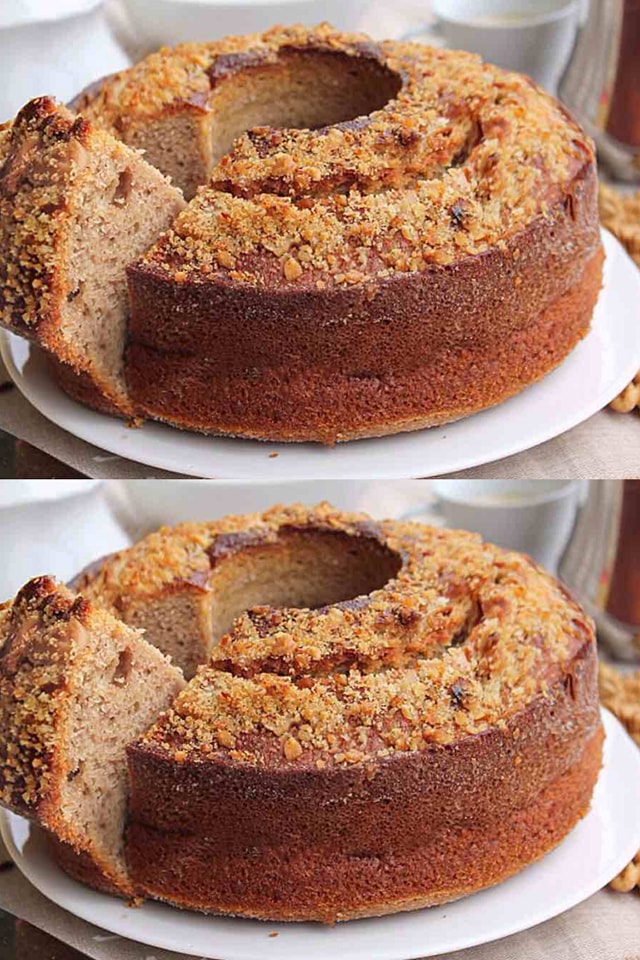 Ciambella al caffè e noci