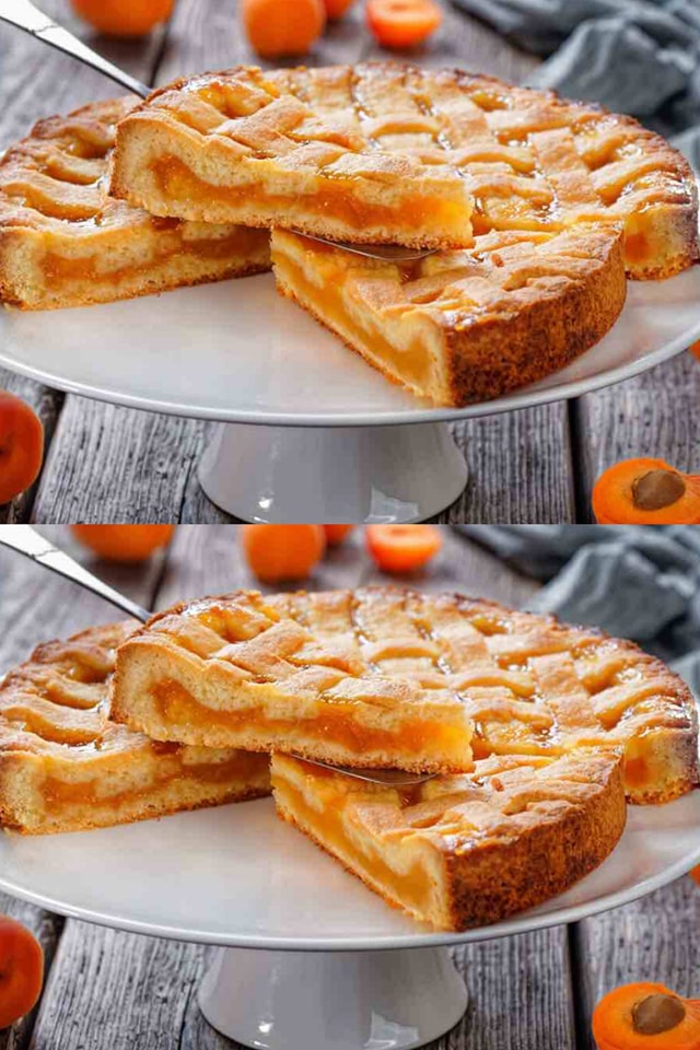 Crostata con marmellata di albicocche